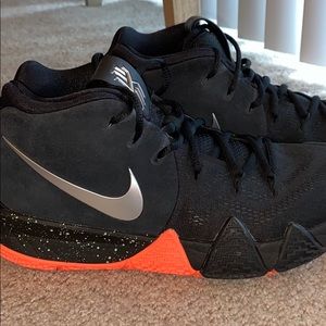 Nike Kyrie 5 Basketball shoes